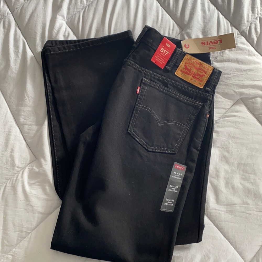 Levi Men’s Black 517 Bootcut